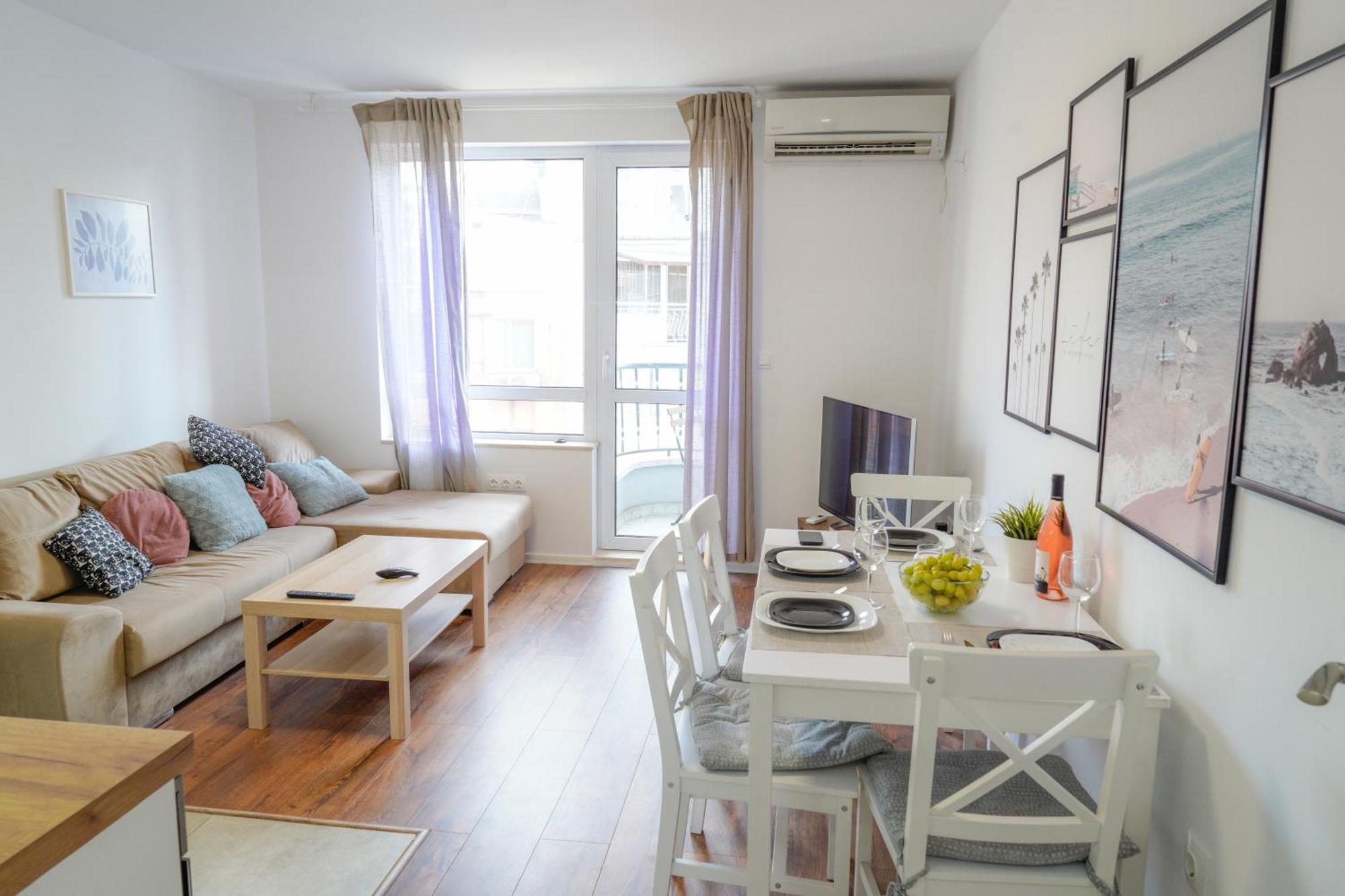 Central Cosy, Fully Renovated 2Bd Near The Cathedral Varna Extérieur photo