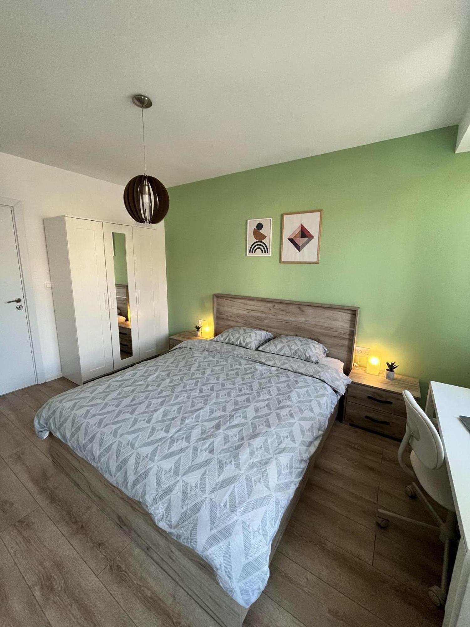 Central Cosy, Fully Renovated 2Bd Near The Cathedral Varna Extérieur photo