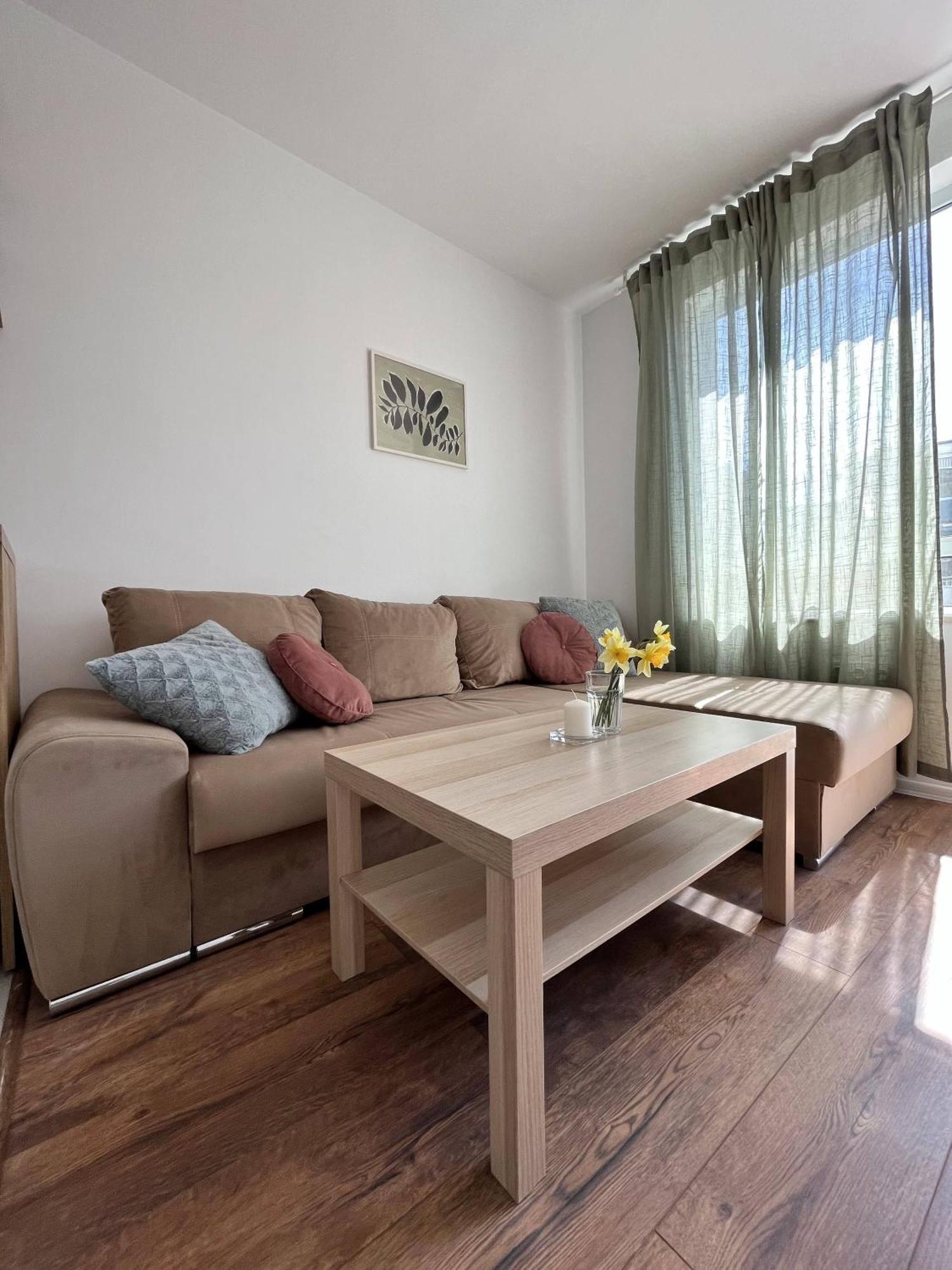 Central Cosy, Fully Renovated 2Bd Near The Cathedral Varna Extérieur photo